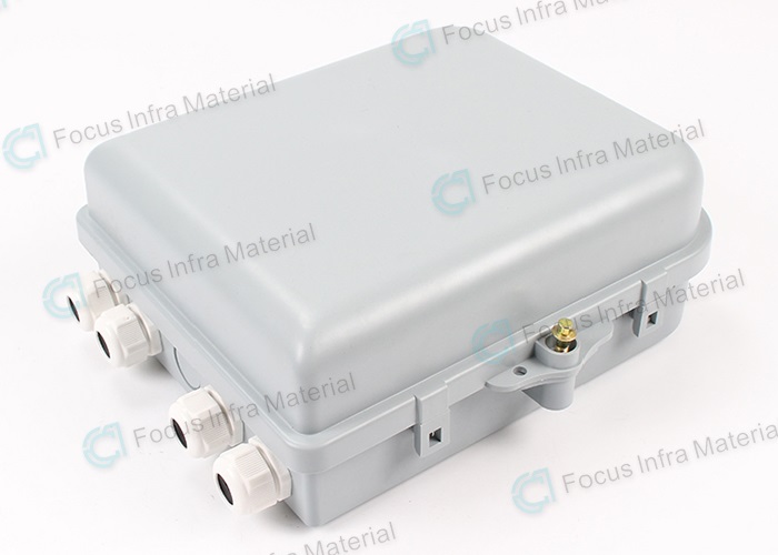 24 Cores FTTH Fiber Optic With PLC Splitter Pigtails And Adapters Distribution Box